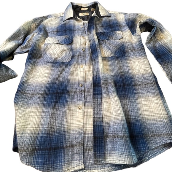 Northwest‎ Territory blue and tan ombré plaid button down flannel shirt medium - Picture 1 of 10